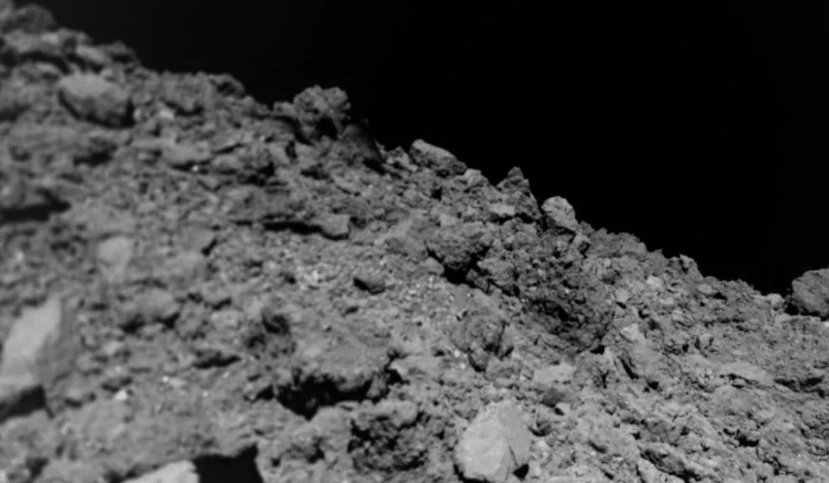 Usia Asteroid Ryugu lebih tua dari Matahari