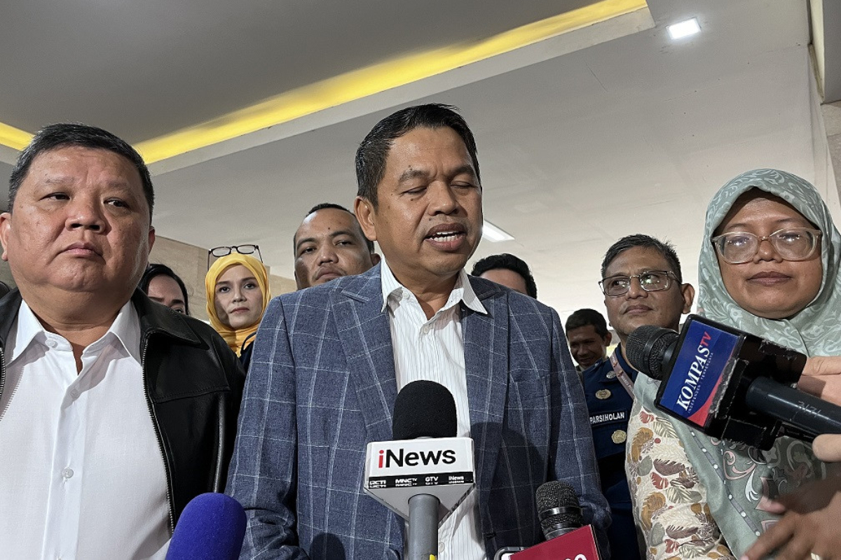 Politikus Dedi Mulyadi dilaporkan ke polisi oleh Aep saksi kunci kasus Vina Cirebon
