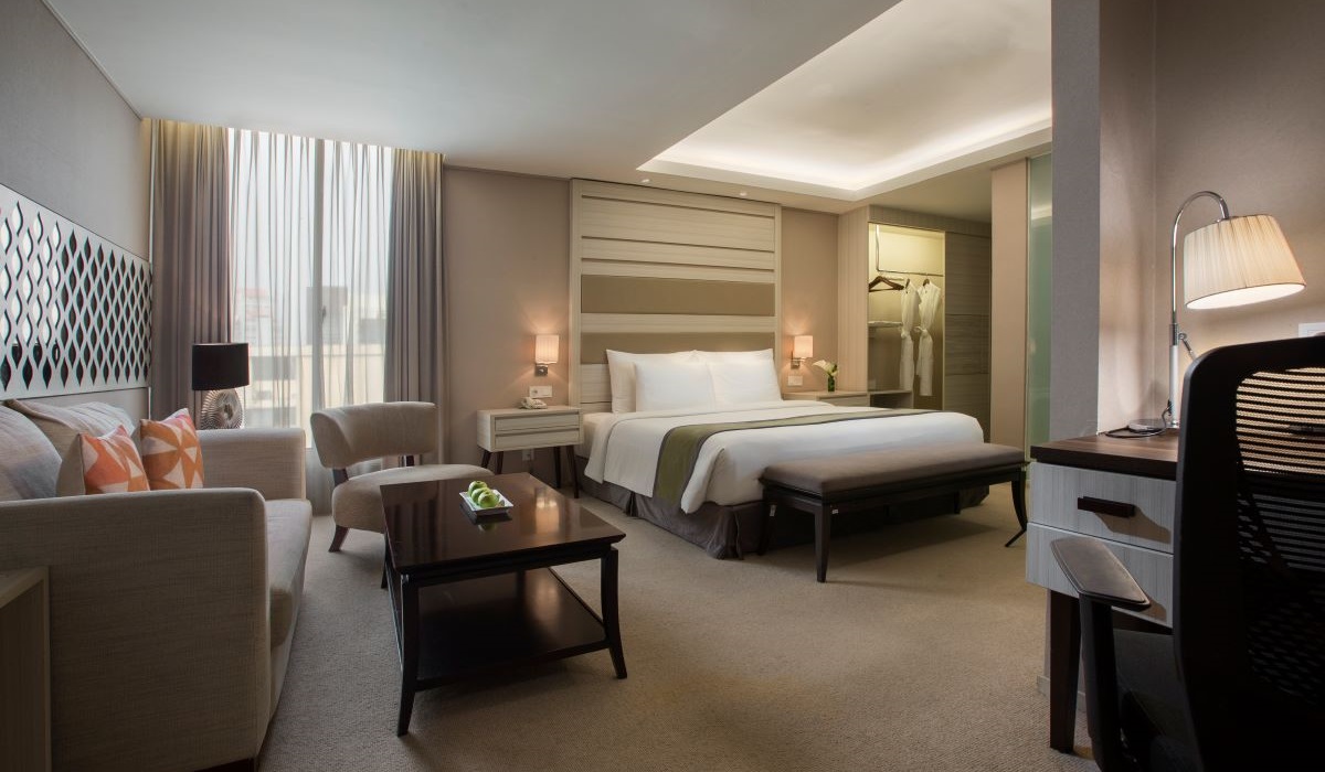 Memasuki semester kedua 2024, Hotel GranDhika Iskandarsyah Jakarta menawarkan promosi paket kamar dengan harga spesial.