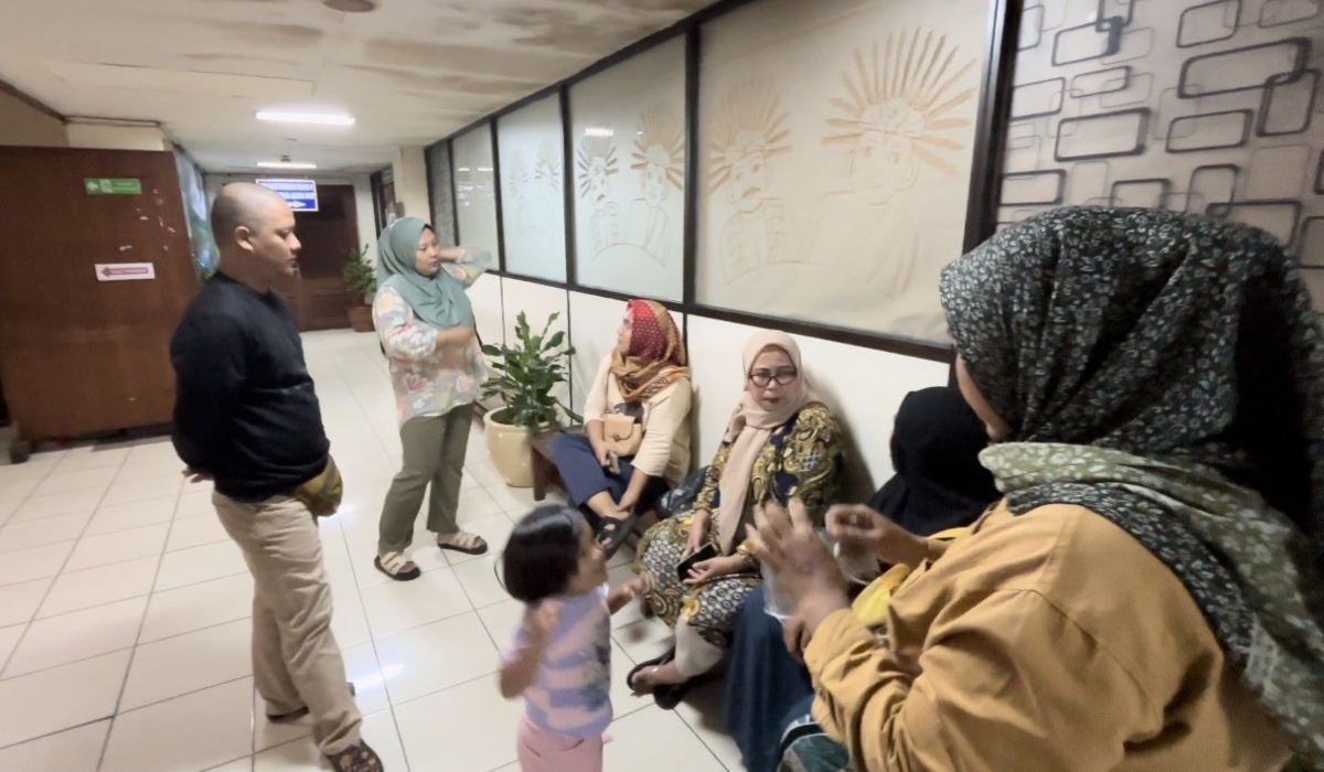 Tidak Dapat KJP, Orang Tua Murid Geruduk Kantor Sudin Pendidikan Jakpus