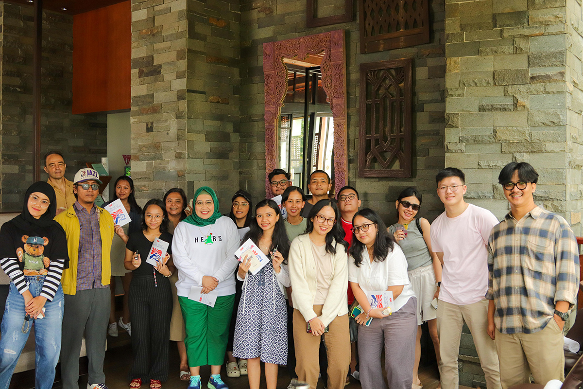 Para peserta kelas perfumery di Pullman Ciawi Vimala Hills.