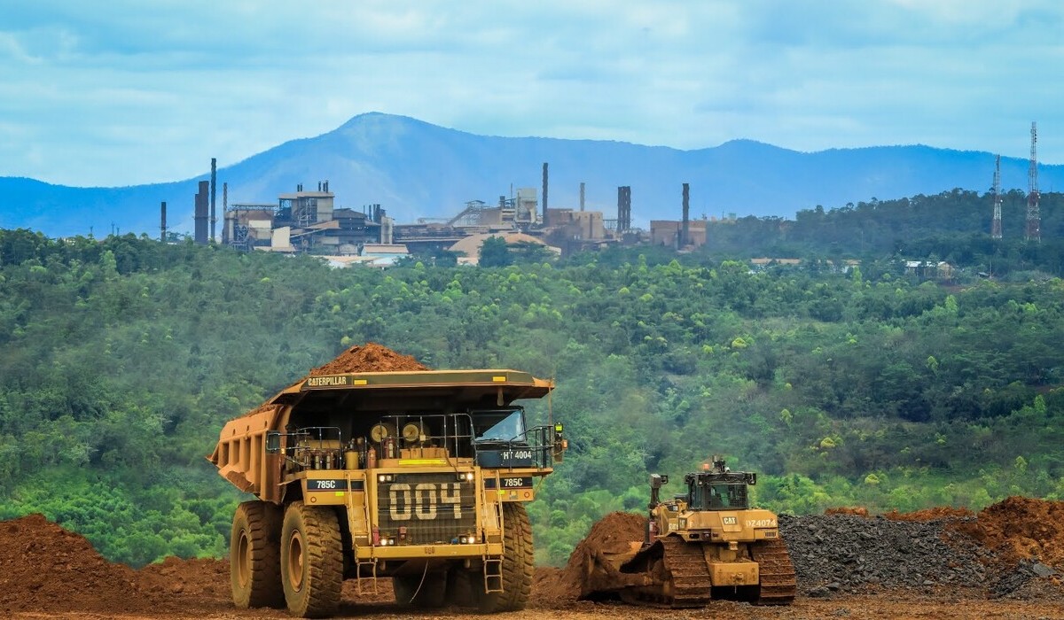 Ilustrasi kawasan pertambangan.
