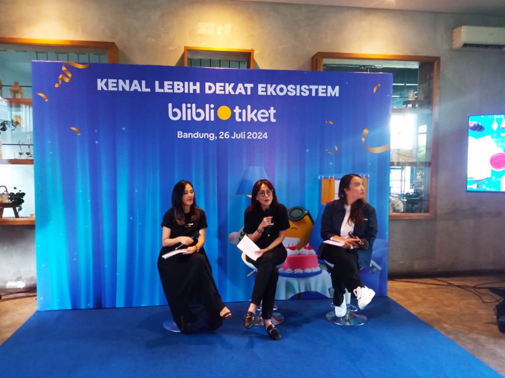 Blibli dan Tiket.com mensosialisasikan ekosistem bliblitiket di Kota Bandung. 