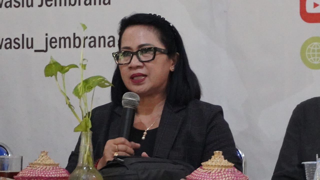 Ketua Bawaslu Bali Ketut Ariyani