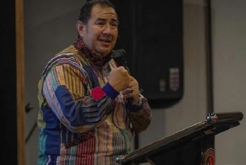 Pendeta Gilbert Lumouindong