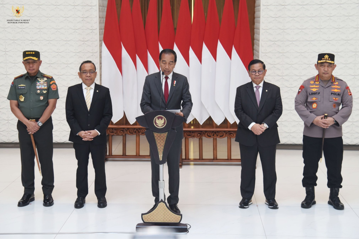 Presiden Jokowi menyampaikan belasungkawa atas berpulangnya wakil presiden RI ke-9 Hamzah Haz