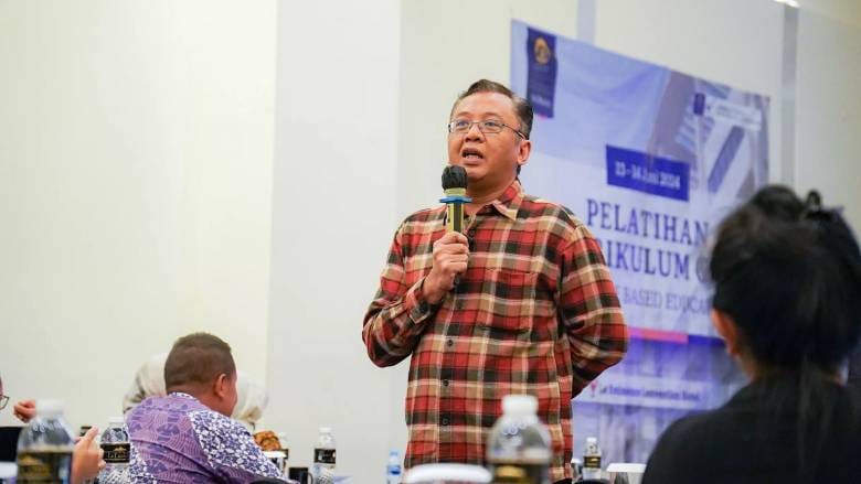 Direktur Program Pendidikan Vokasi UI Padang Wicaksono