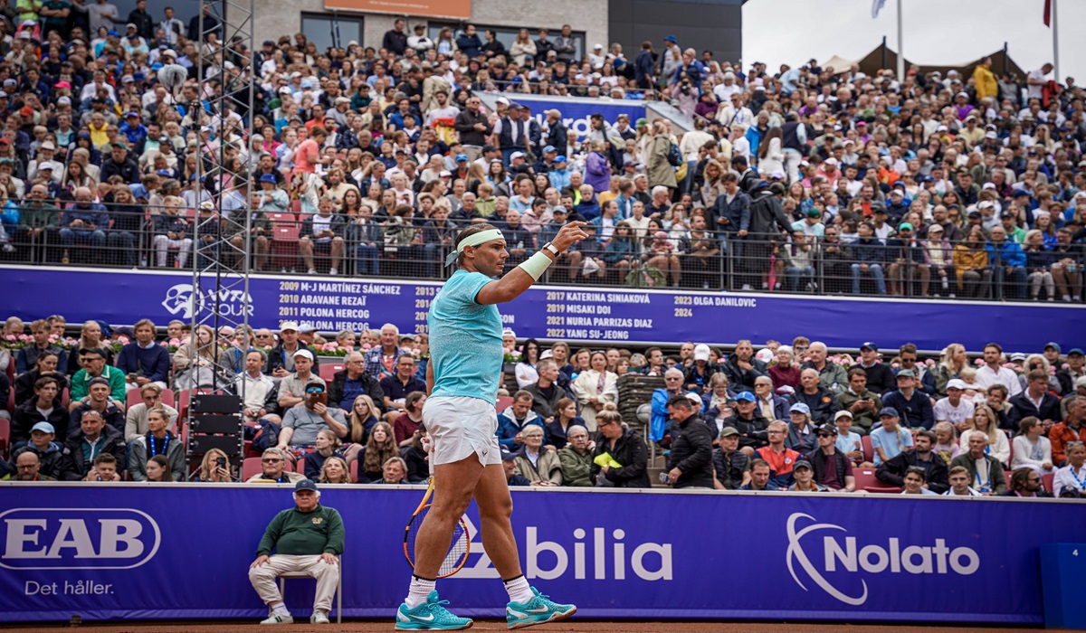 Petenis Spanyol Rafael Nadal saat tampil di Swedia Terbuka