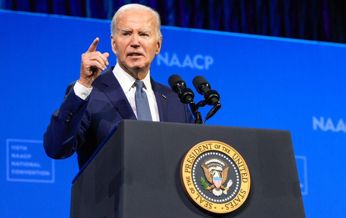 Presiden Joe Biden mengumumkan pengunduran dirinya. Keputusan ini diambil setelah tekanan yang meningkat dari berbagai pihak. 