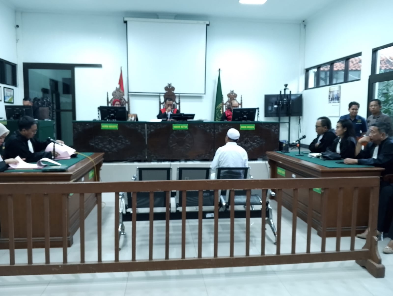 Sidang kasus pembunuhan ibu dan anak di Pengadilan Negeri Subang.