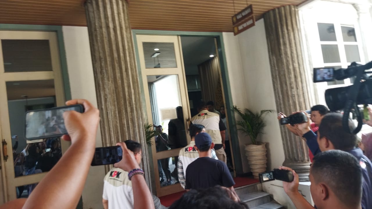 KPK menggeledah kediaman Wali Kota Semarang  Hevearita Gunaryanti Rahayu.