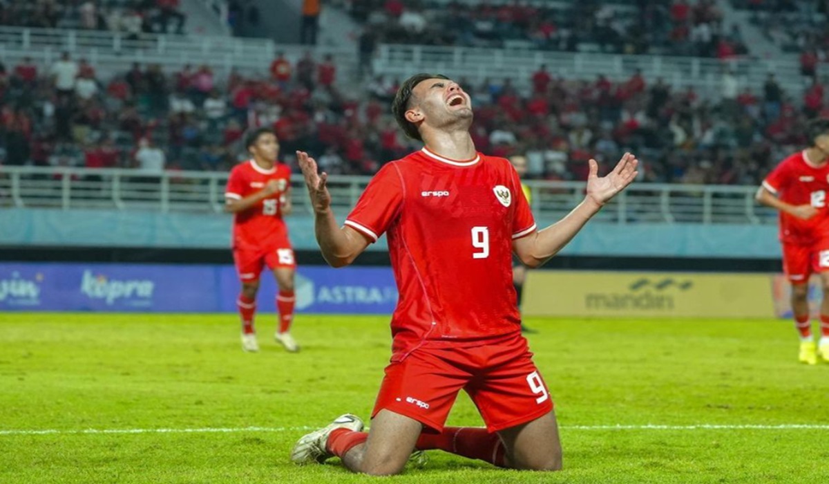 Penyerang timnas U-19 Indonesia Jens Raven