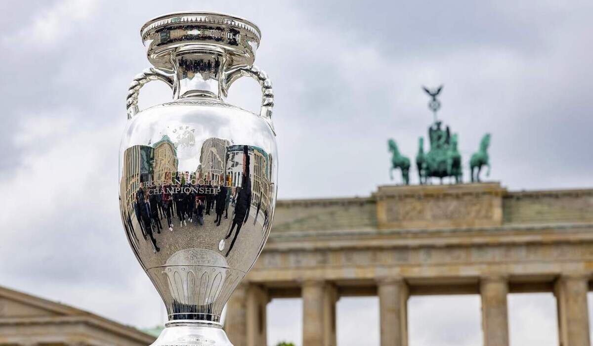 Trofi Euro 2024.