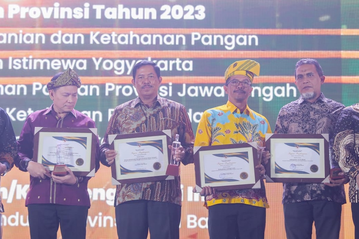 Pemerintah Provinsi Jawa Tengah meraih dua penghargaan di Bapanas Award 2024. 