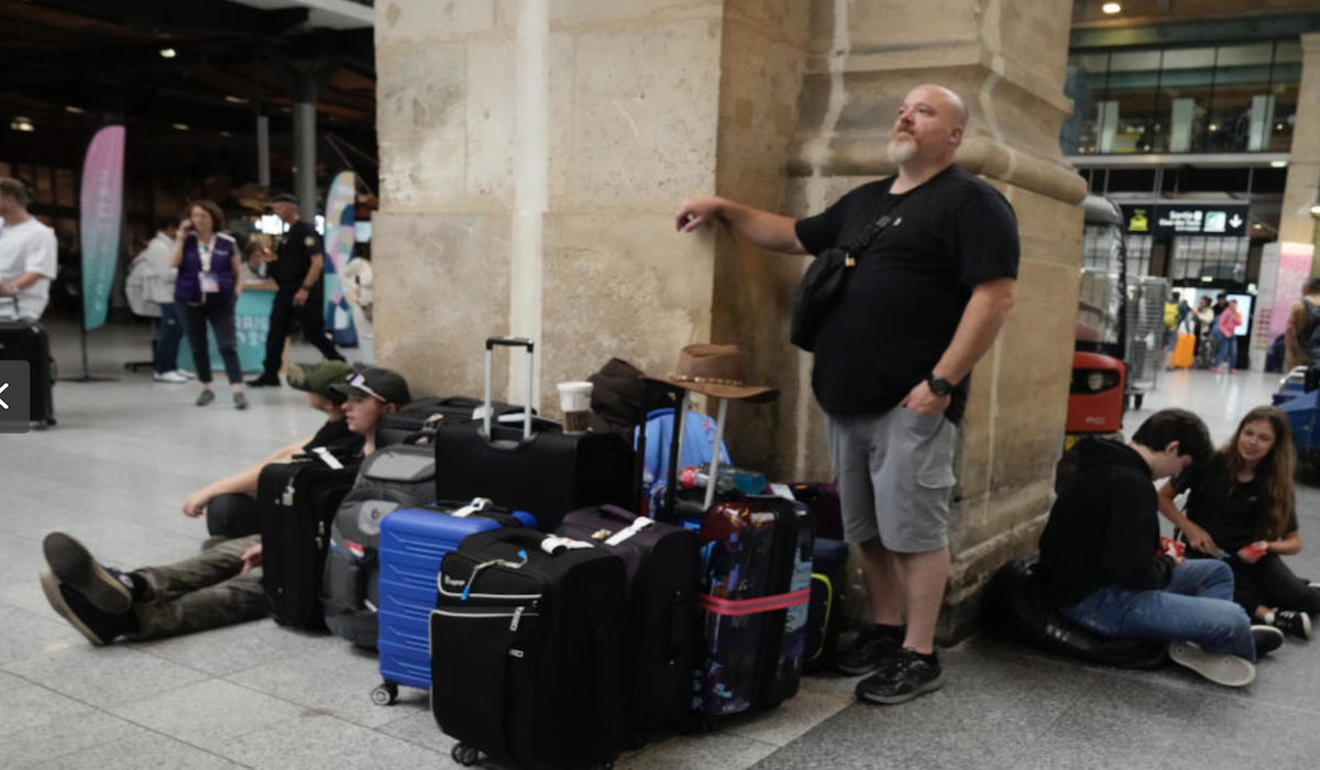 Jaringan kereta cepat di Prancis dirusak aksi vandalism
