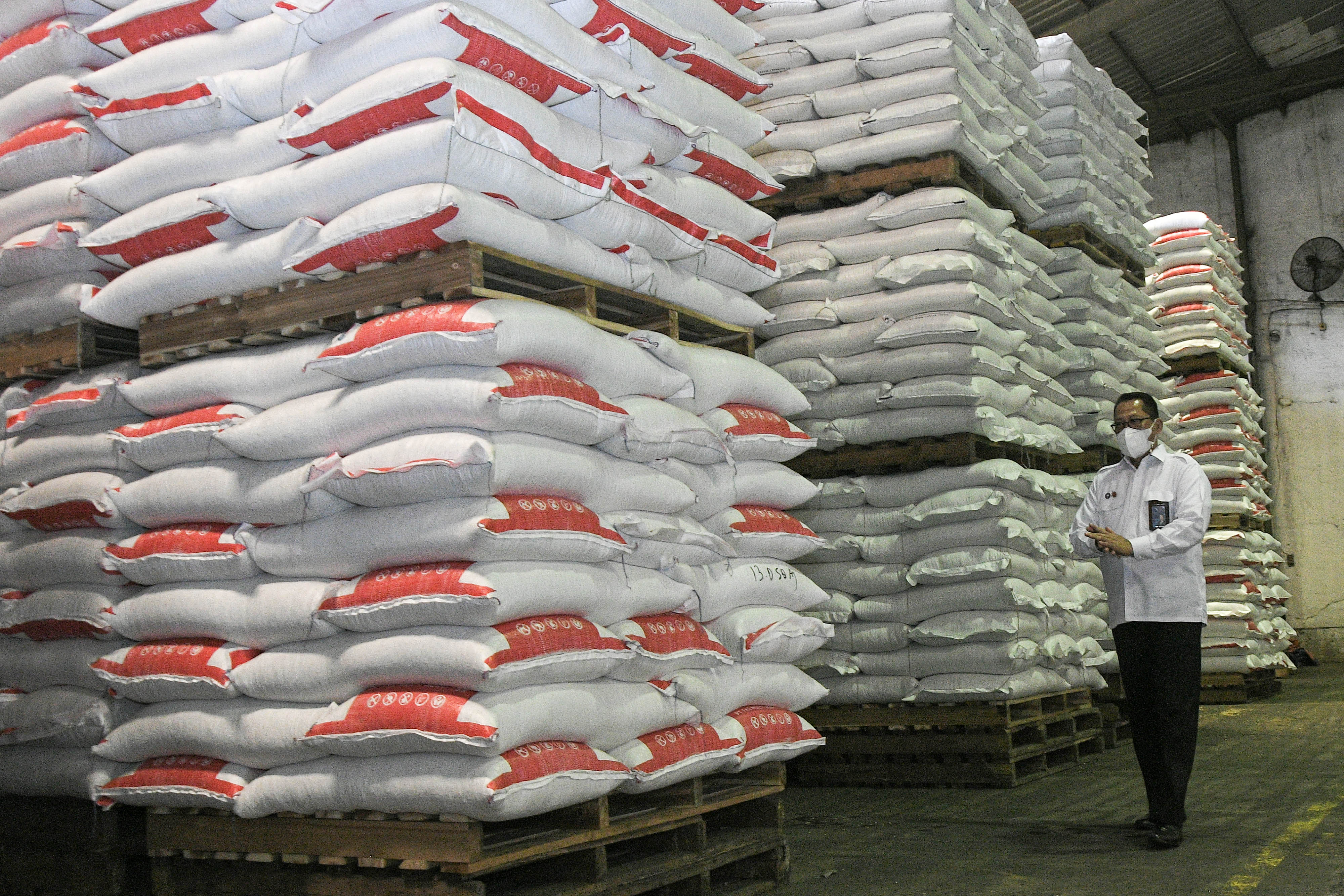 Stok beras di Gudang Bulog Indramayu