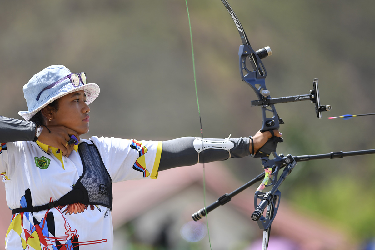 Atlet panahan Indonesia Rezza Octavia.