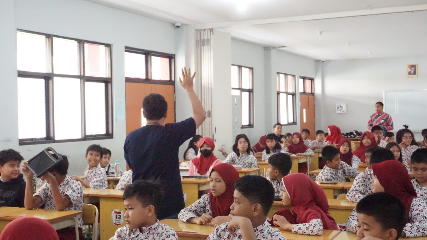 Siswa SD mengikuti pelatihan Cyber Security Awaraness yang digelar PT Telkom dan Yayasan Pendidikan Telkom