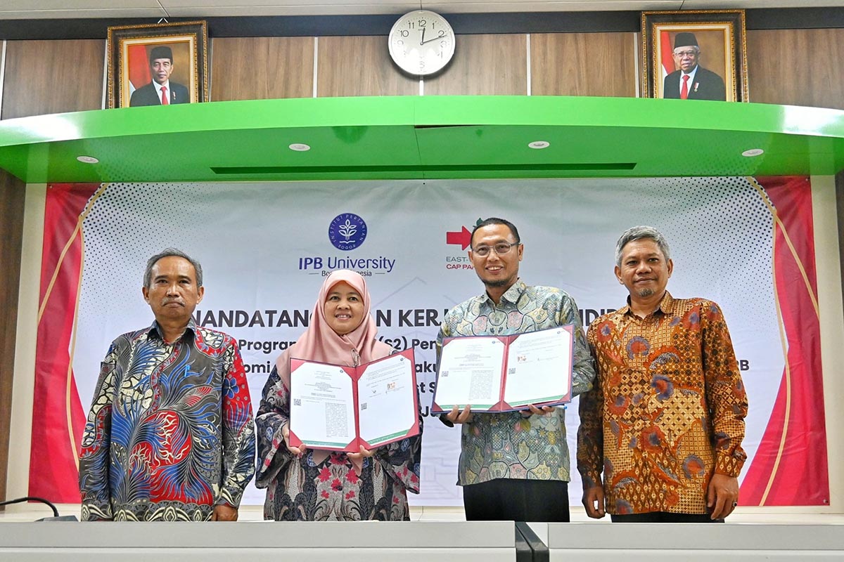 Perjanjian Kerja Sama Pendidikan Penyelenggaraan Khusus Program Magister Pemuliaan dan Bioteknologi Tanaman (Magister PBT).