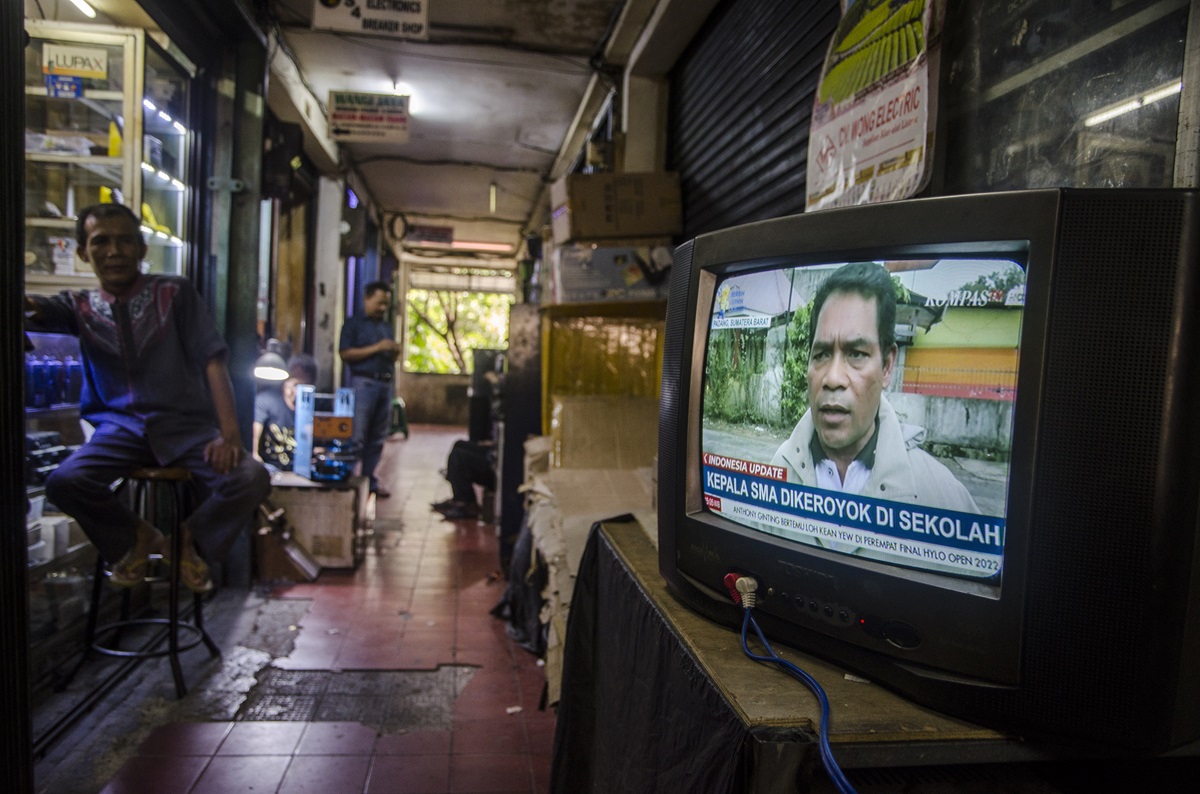 Hari Tanpa TV mengajak kita untuk melirik kembali perjalanan televisi dari awal hingga era digital.
