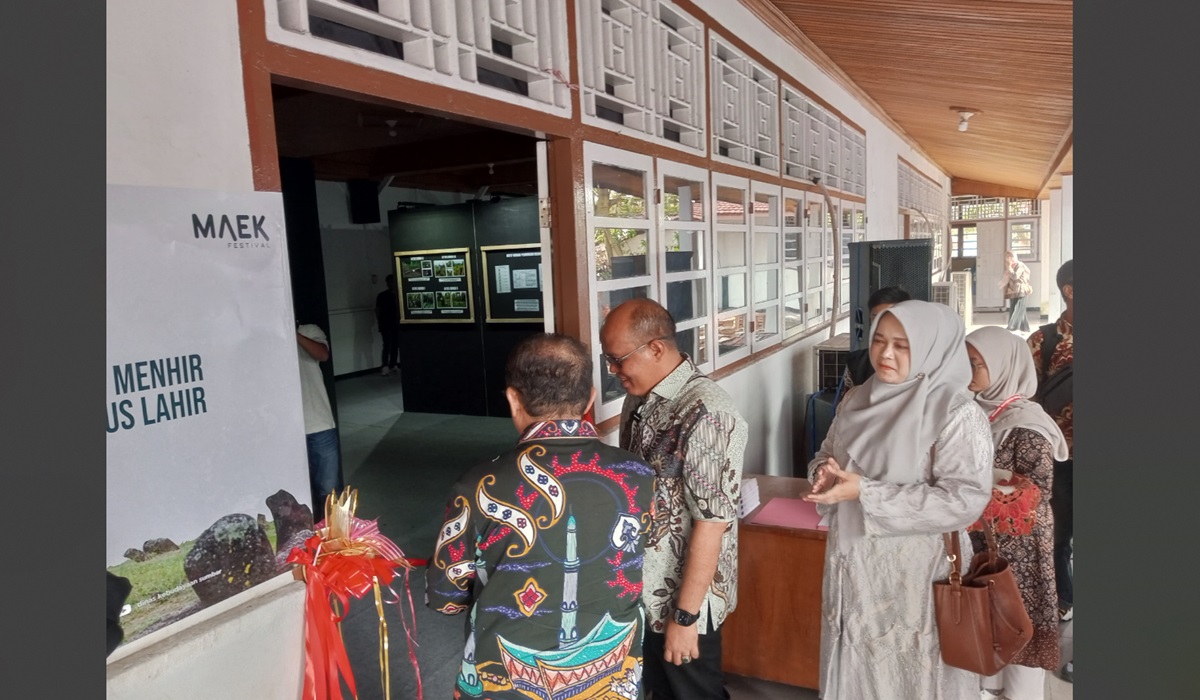 Pembukaan pameran dan diskusi Membentangkan Maek di Gedung Gambir Fakultas Pertanian Unand, Kota Payakumbuh.