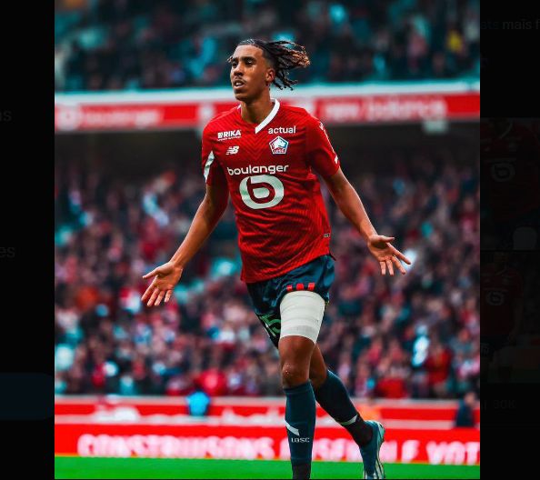 Profil Leny Yoro, Bek Muda Lille yang Membuat MU Kepincut