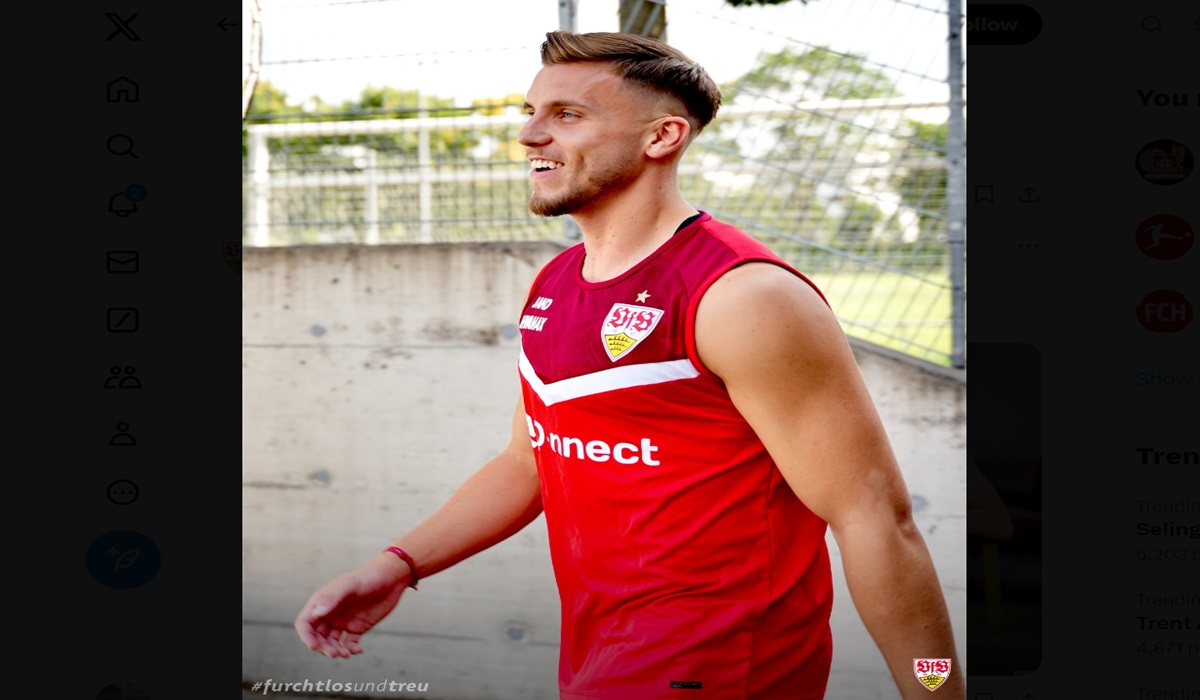Pemain VfB Stuttgart Ermedin Demirovic