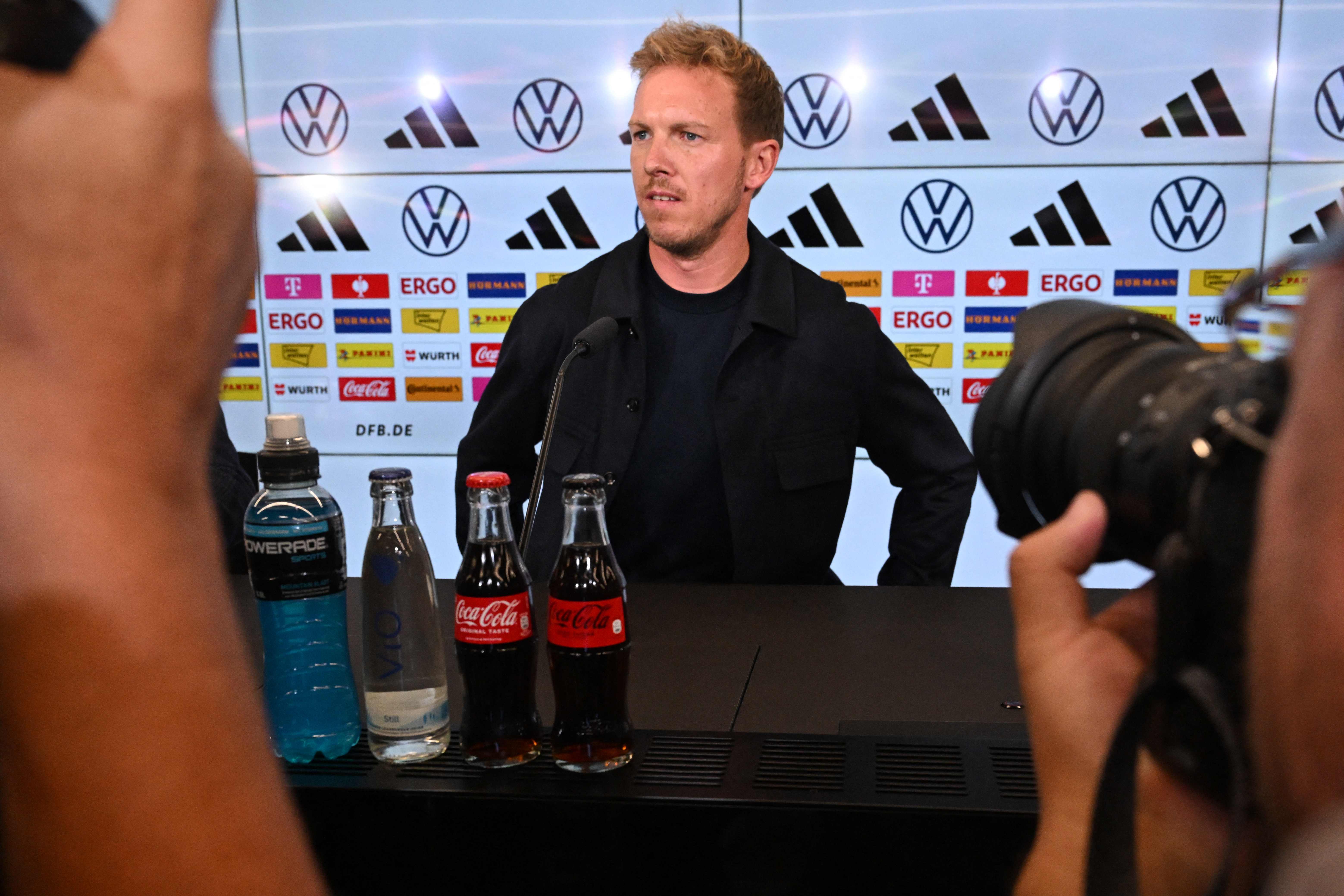 Pelatih Barcelona Hansi Flick