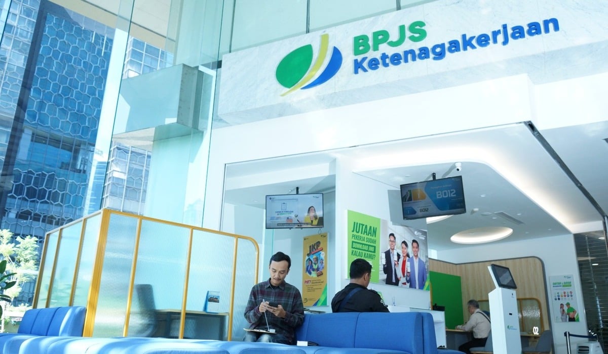 Suasana di kantor pelayanan BPJS Ketenagakerjaan.