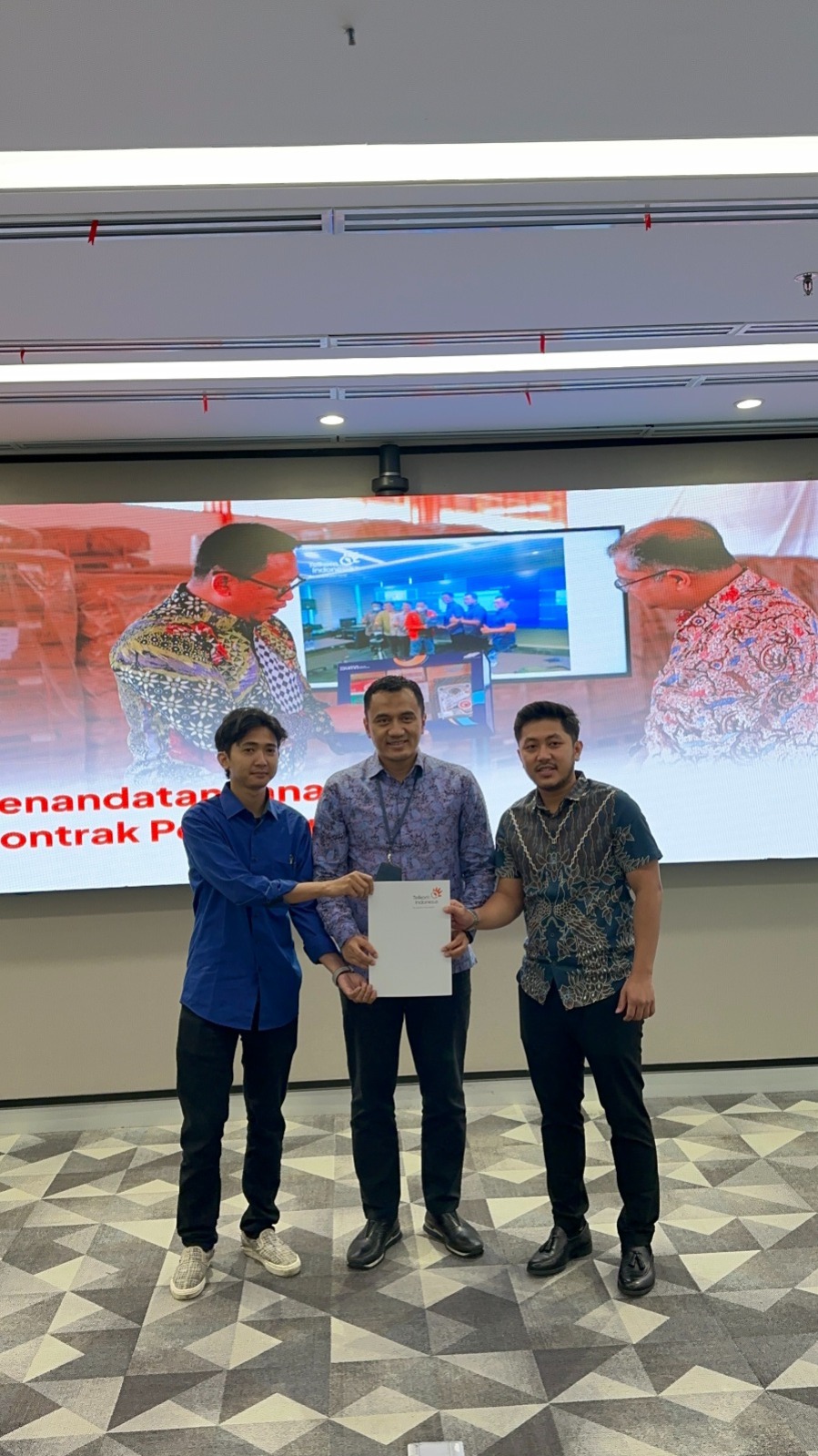 Sejumlah perusahaan mengikat kontrak kerja dengan LOGEE, layanan logistik milik PT Telkom Indonesia