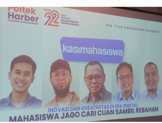 Spanduk talkshow yang digelar Politeknik Harapan Bersama.