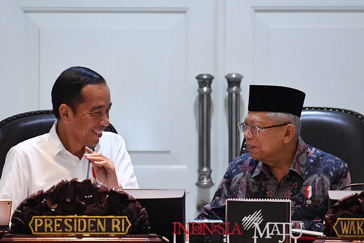 Presiden Jokowi (kiri) dan Wakil Presiden Ma'ruf Amin.