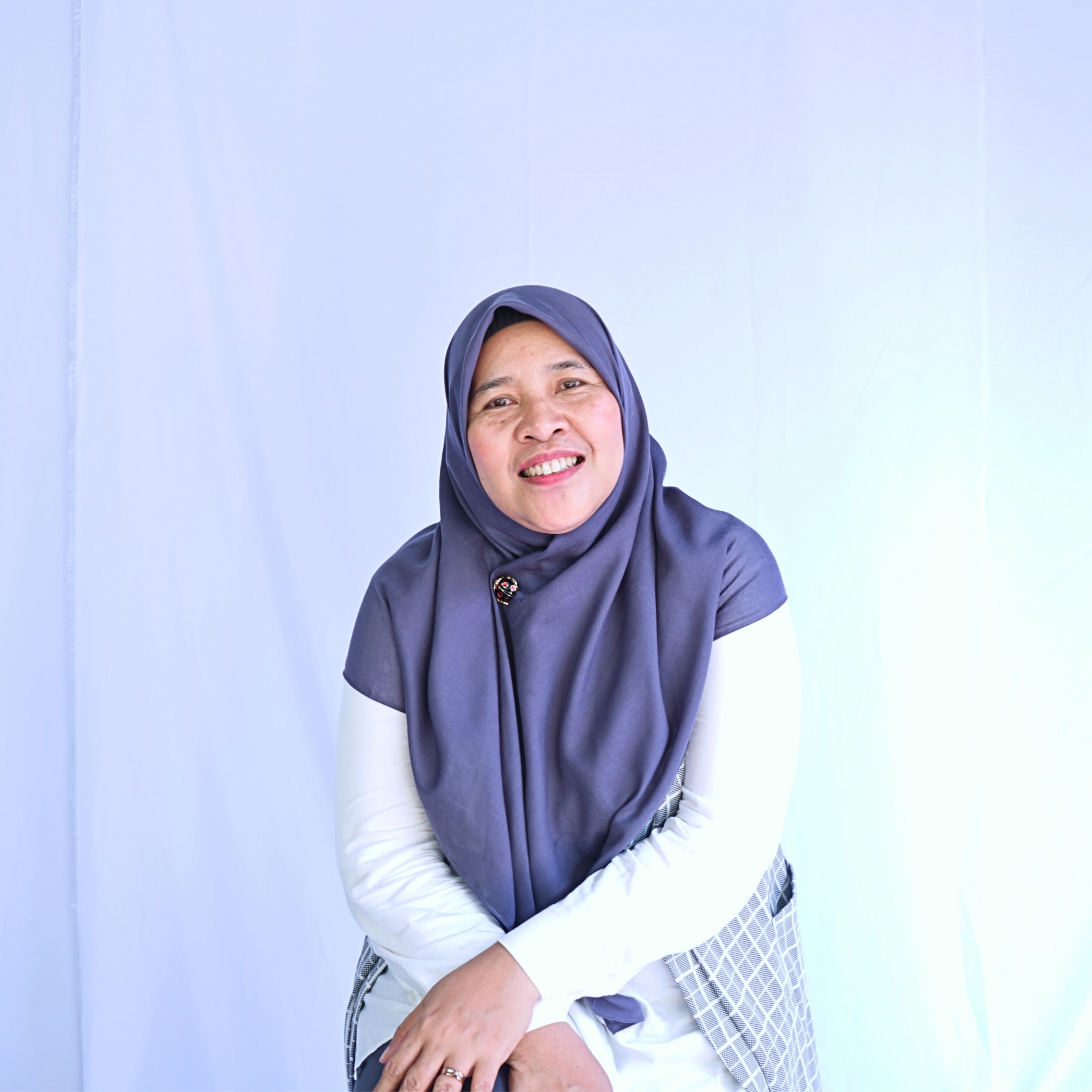 Lisda Sundari, Ketua Lentera Anak, Anggota Pokja RPP Kesehatan KPAI,  Pegiat Pengendalian Tembakau