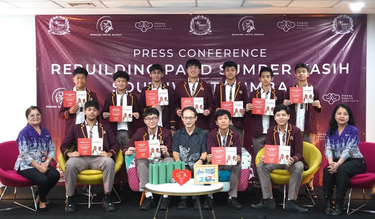 Binus School Simprug bersama Happy Hearts Indonesia bekerja sama membangun pendidikan sejak kanak-kanak di NTT.
