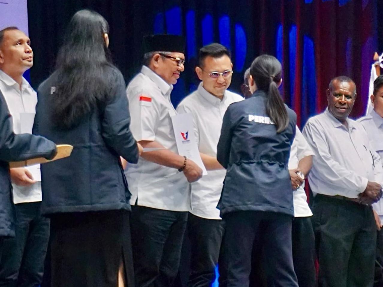 M. Thaher Hanubun - C. Viali Rahantoknam, kantongi dukungan 3 partai maju Pilbup Maluku Tenggara