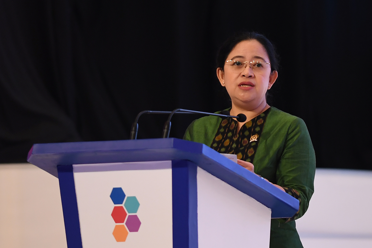 Puan Sesalkan Insiden Ratusan Pemecatan Guru Honorer Jakarta