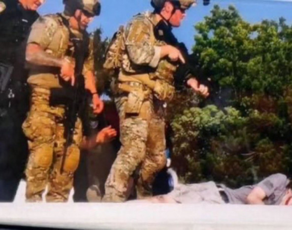 Agen Dinas Rahasia AS menembak mati Thomas Matthew Crooks, Remaja Berusia 20 Tahun yang menjadi pelaku Penembakan Donald Trump. 