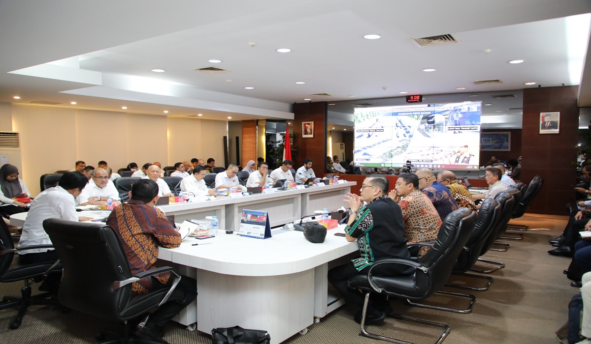 Pertemuan antara BP Batam dengan Wantimpres Zulkarnaen Koto dan rombongan.