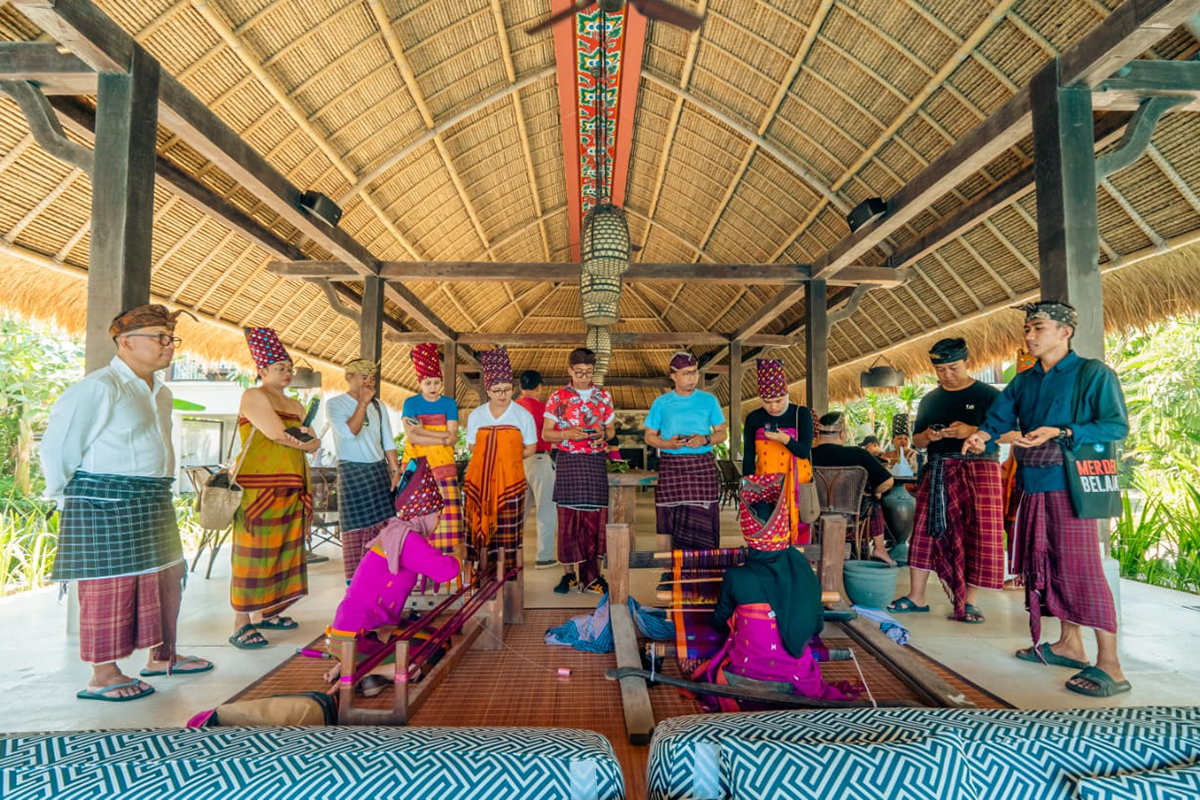 Ekajaya Fast Ferry dan Sudamala Resorts menggelar Fam Trip.