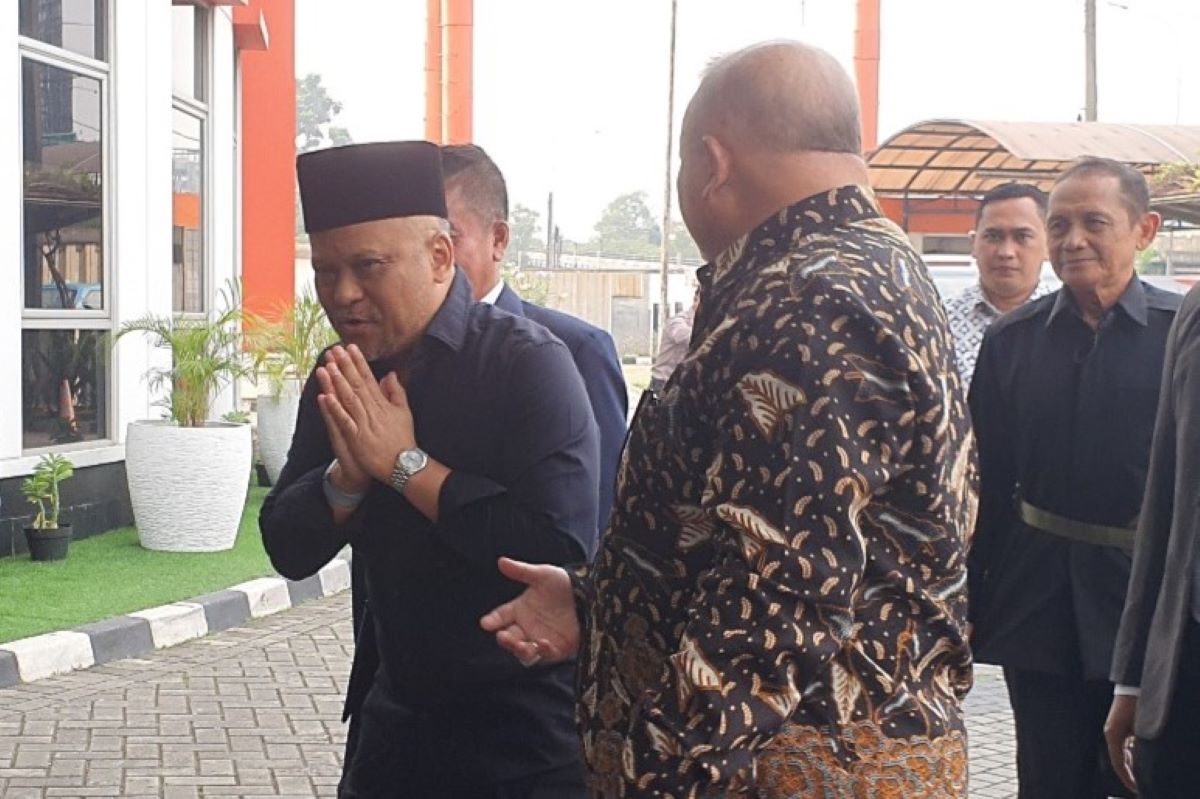 Bakal Cagub Jawa Barat Ilham Habibie