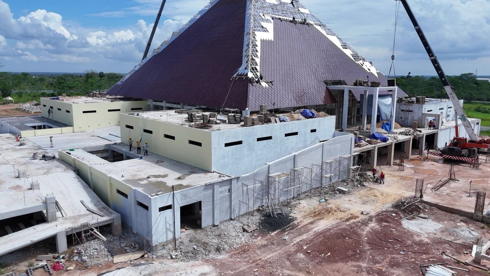 Sejumlah proyek pembangunan akan diresmikan bertepatan Hari Jadi Provinsi Kalsel dan menjelang berakhirnya masa jabatan Gubernur Kalsel. 