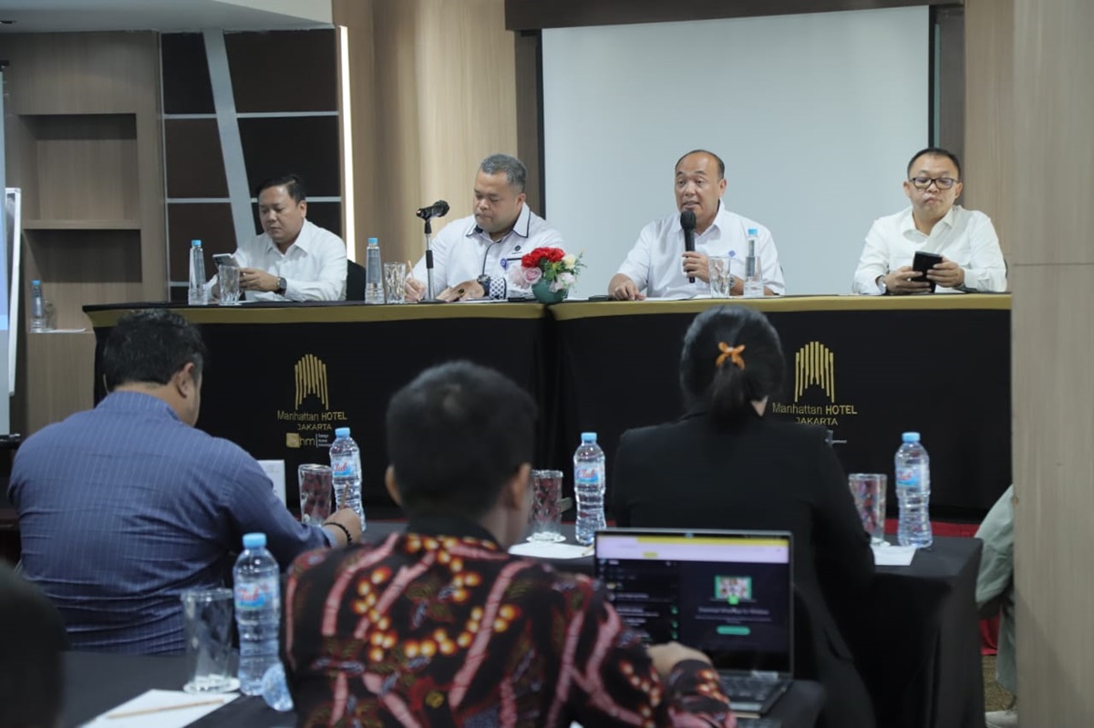 Plh. Dirjen Binwasnaker dan K3, Sunardi Manampiar Sinaga, menekankan pentingnya peran Ahli K3