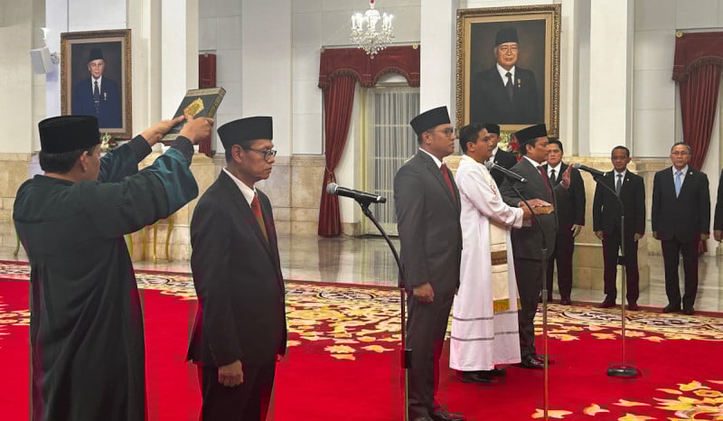 Pelantikan tiga wakil menteri Kabinet Indonesia Maju. 