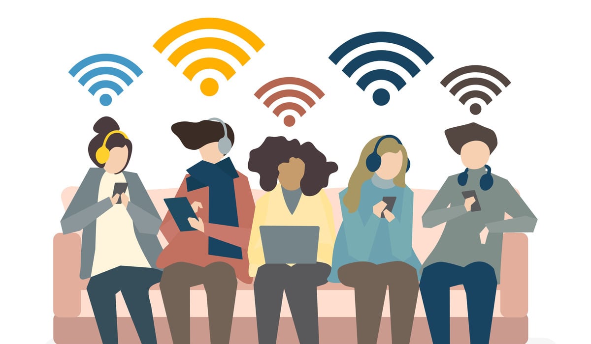 Ilustrasi penggunaan jaringan wifi publik.