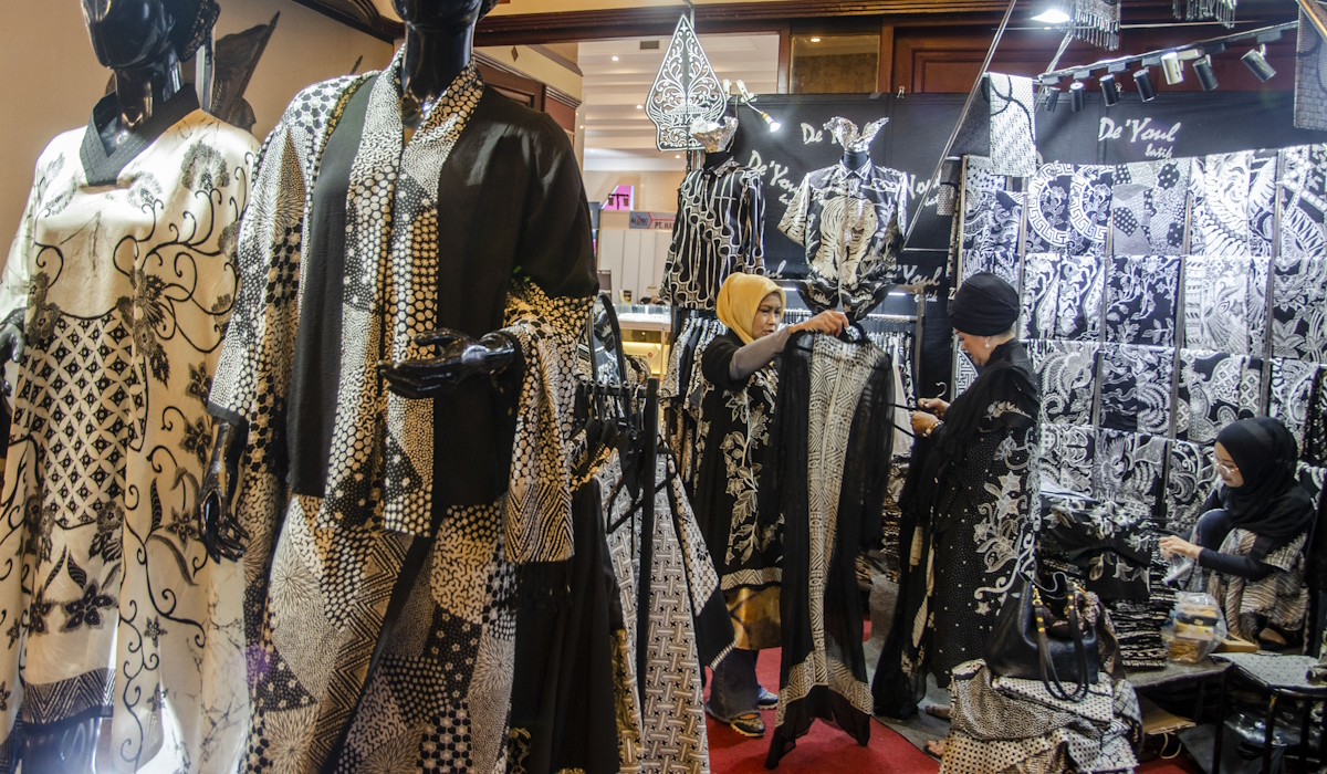 Ilustrasi produk dalam negeri