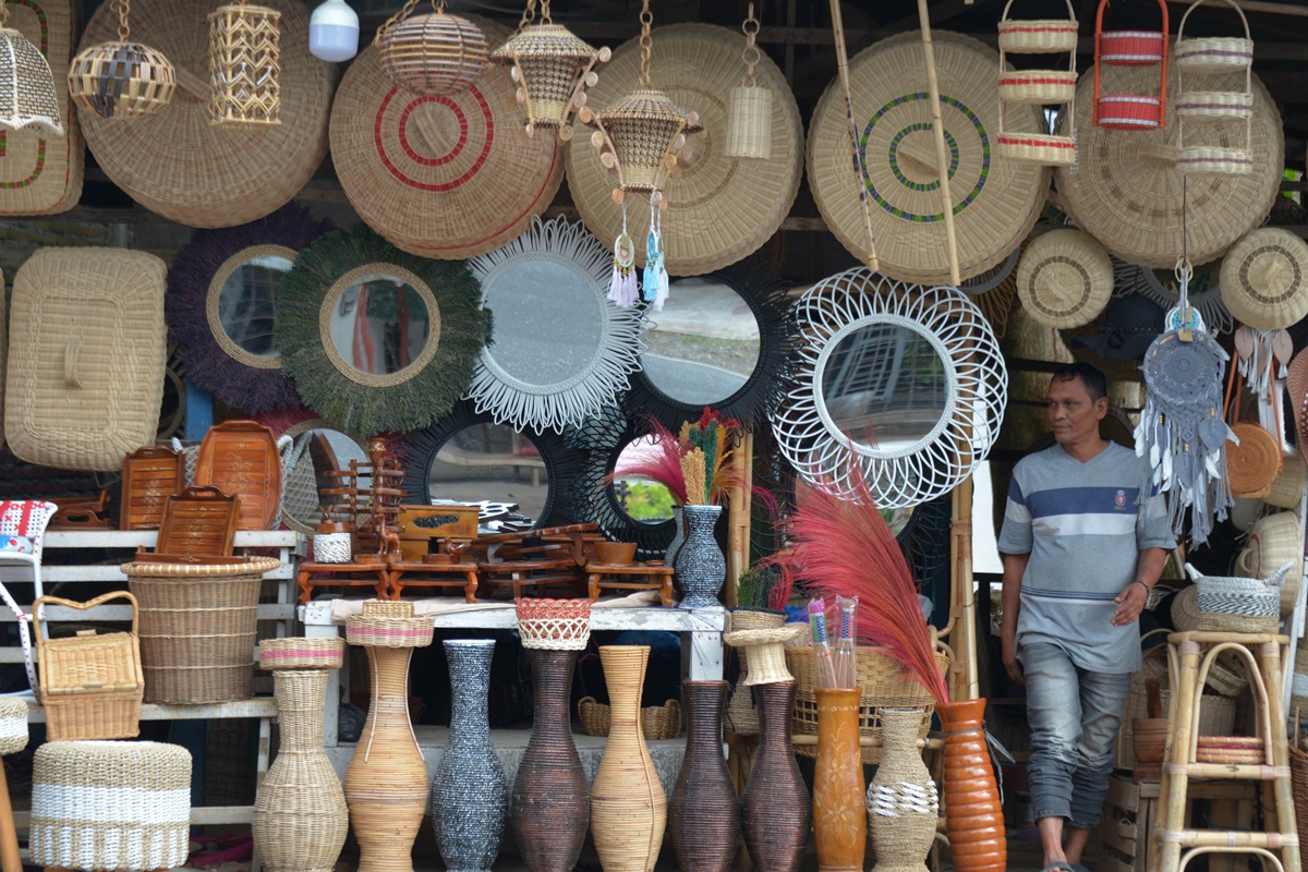 Ilustrasi -  rekomendasi ucapan yang bisa dibagikan di media sosial untuk menyemarakan semangat berkoperasi.