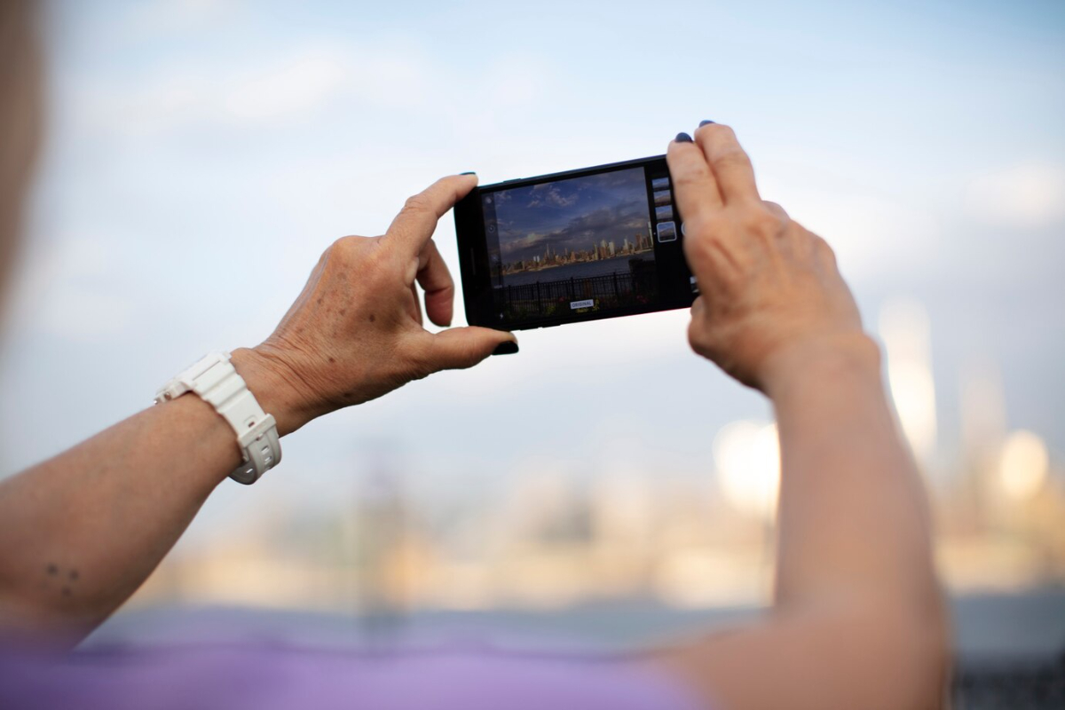 Ilustrasi, berikut deretan handphone Samsung yang memiliki fitur kamera tele