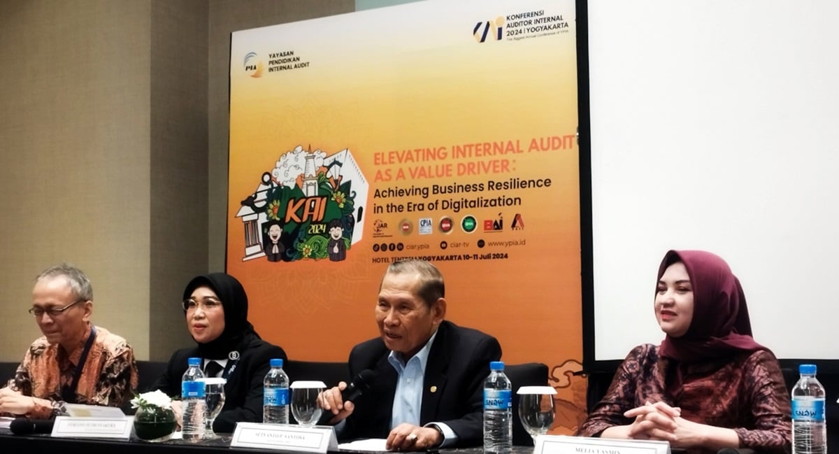 Ketua Umum YPIA Setyanto P Santosa mengatakan urgen bagi auditor meningkatkan kesadaran dan tata kelola keamanan siber.