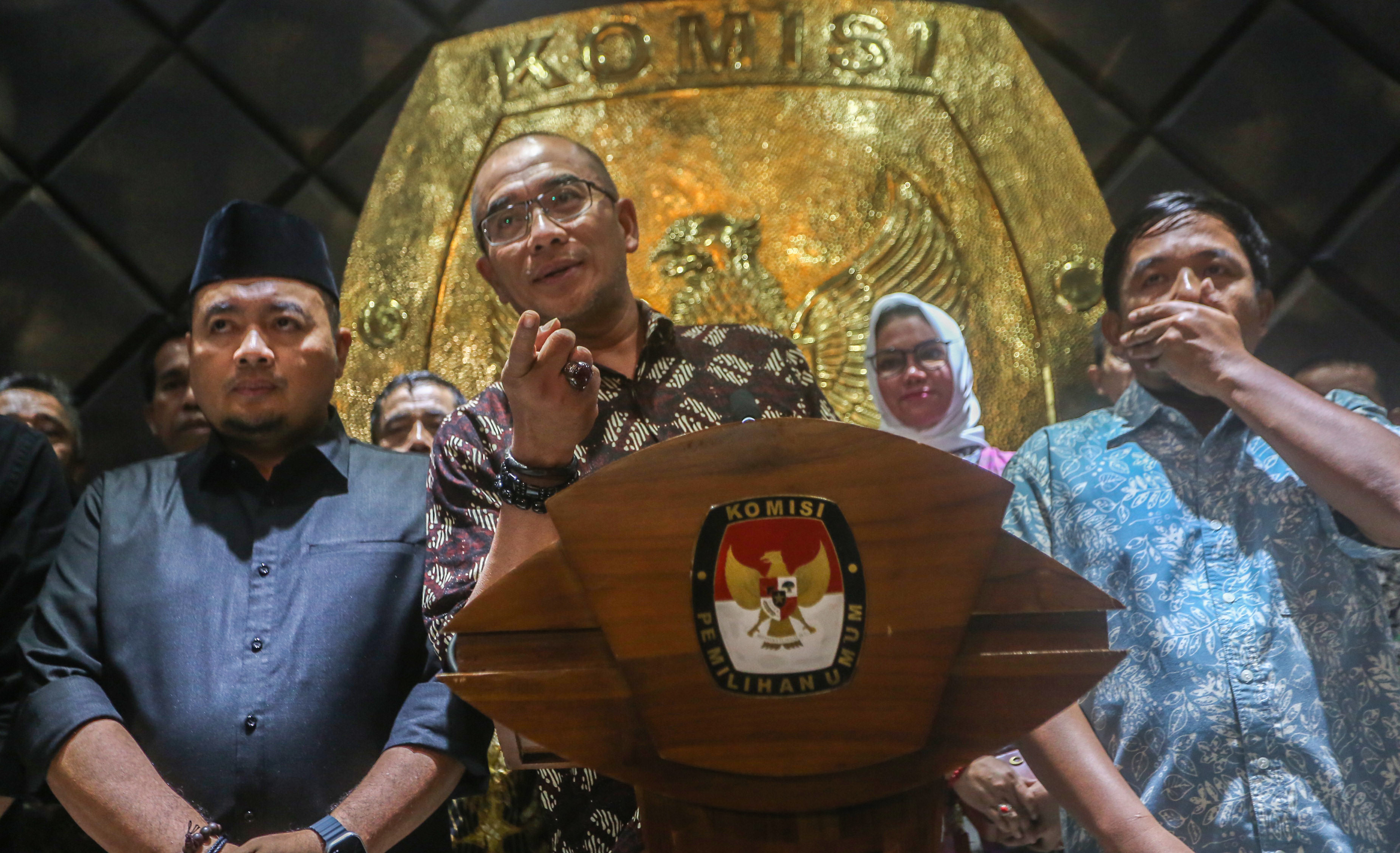 Mahfud MD Sarankan Komisioner KPU Diganti Semua, Komisi II DPR: Secara Prosedur Tak Bisa. 