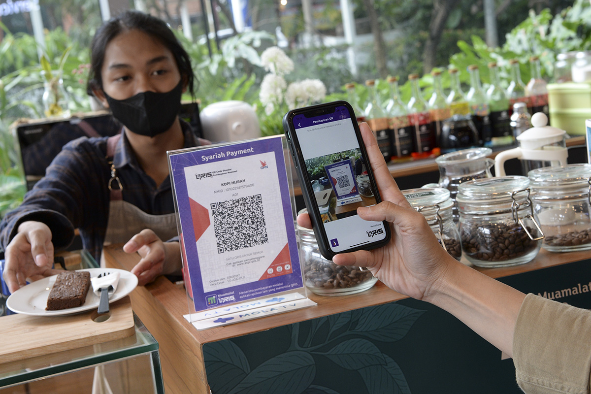 Ilustrasi transaksi nontunai.